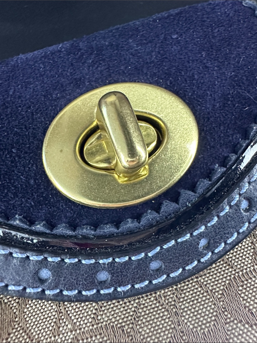 Rare Vintage 2006 Coach Micro SoHo Bag Charm Turnlock Mini Pouch Wristlet Y2K - Picture 3 of 10